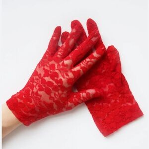 Van Raalte Vintage Red Lace Gloves